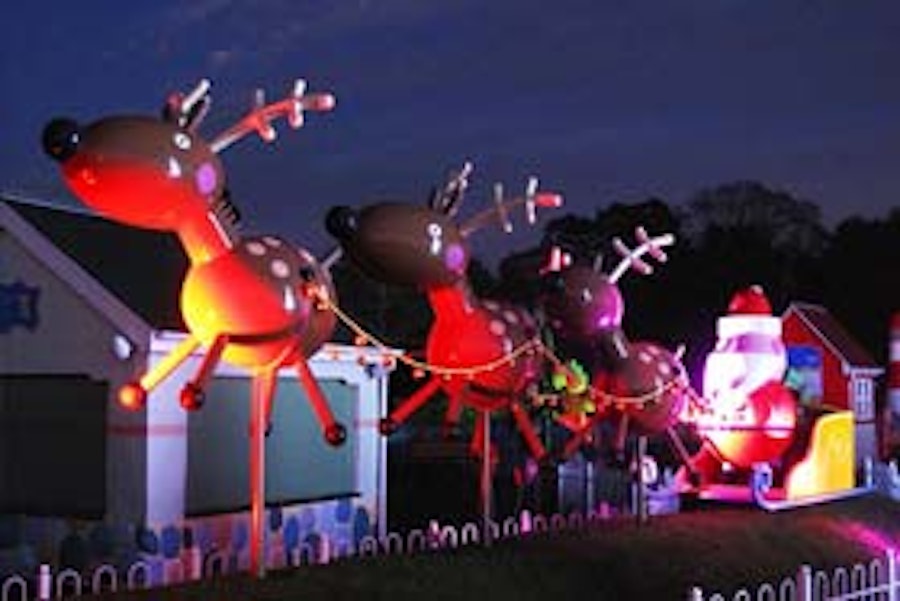 Chrsitmas at Paultons Park and Peppa Pig World