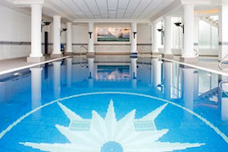 Hotel pool