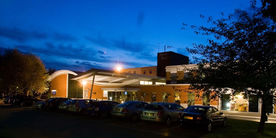 Apollo Hotel Basingstoke exterior