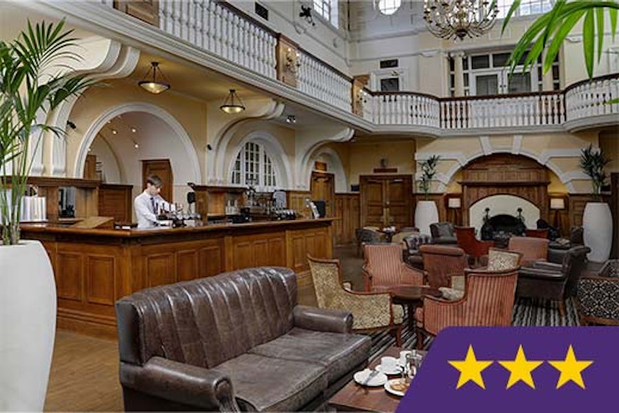 Best Western Chilworth Manor Hotel dining and lounge