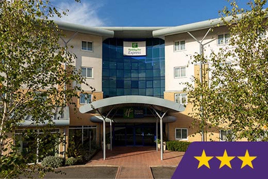 Holiday Inn Express M27 J7 hotel last minute short break