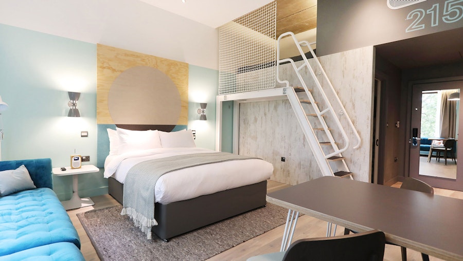 Room2 Southampton - bedroom image