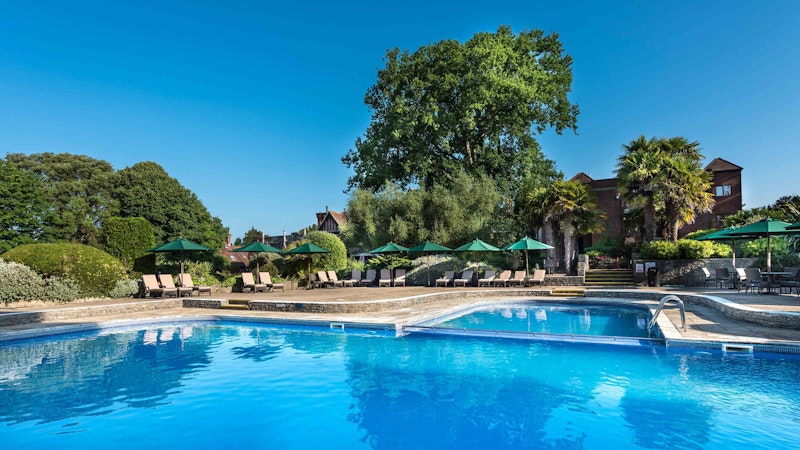 Macdonald Elmers Court - outdoor swimming pool