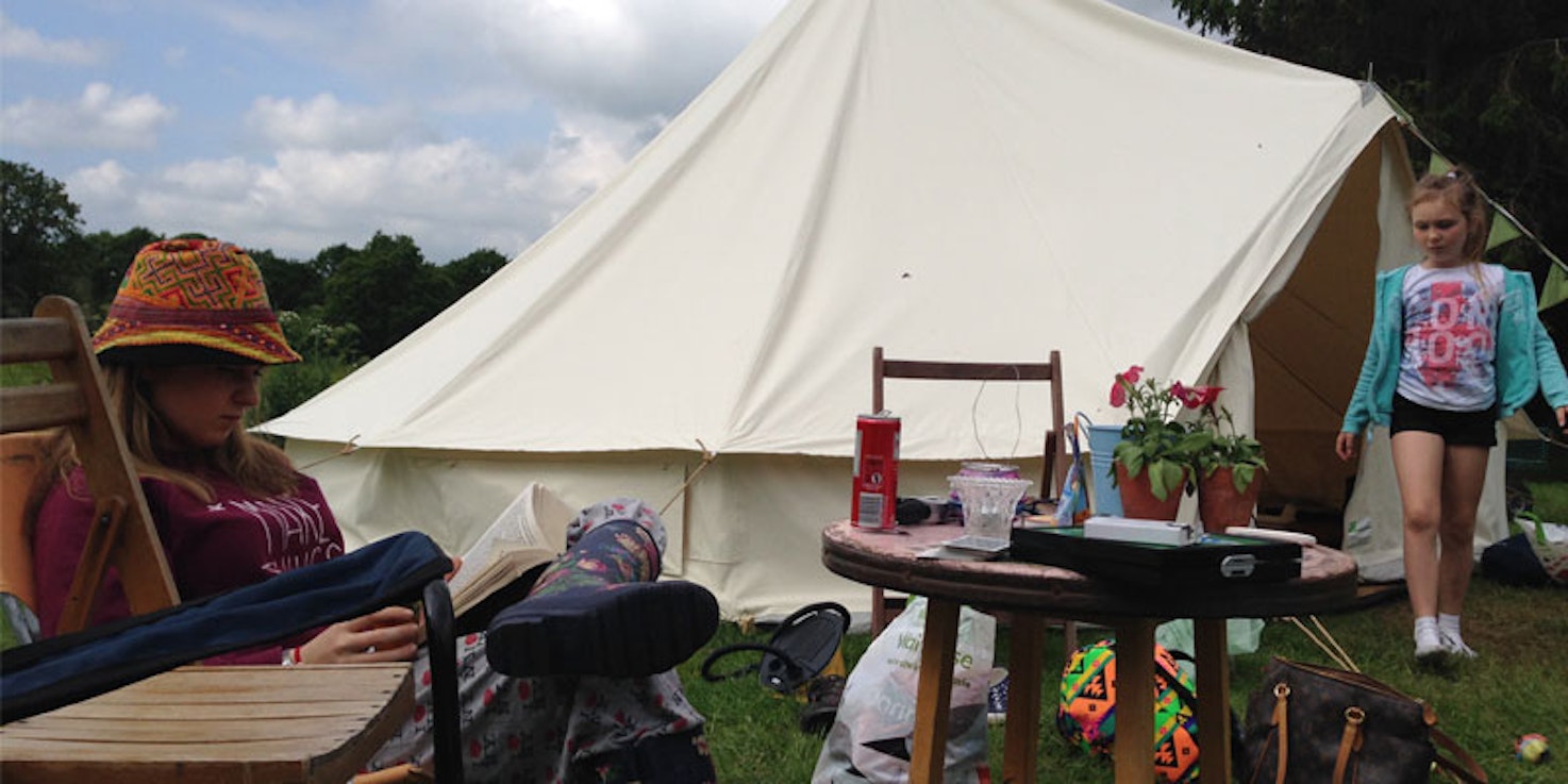 meadow-view-bell-tents-hotels-near-paultons-park-and-peppa-pig-world