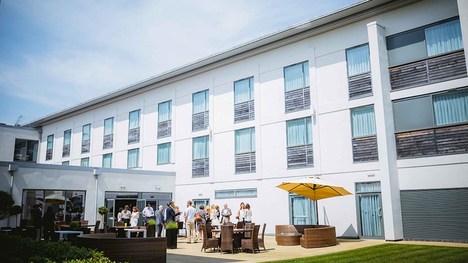 Holiday Inn Winchester Hotels near Paultons Park and Peppa Pig World