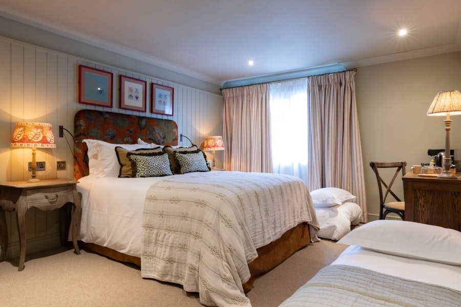 Potters Heron Double Room Wide